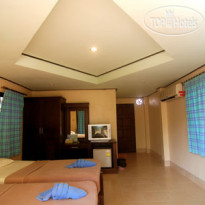 Lanta Bee Garden Bungalow 