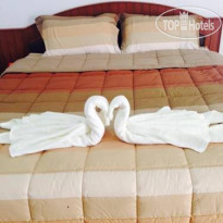 Baan Atin Guest House
