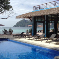 Phi Phi Long Beach Resort & Villa 