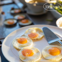 Holiday Ao Nang Beach Resort Breakfast