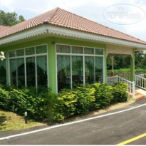 Ruen Maihom Riverside Cottage