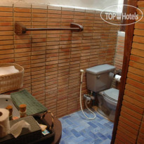 Mom Chailai Forest Retreat 