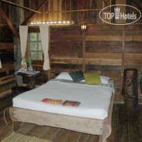 Mom Chailai Forest Retreat 