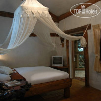 Mom Chailai Forest Retreat 