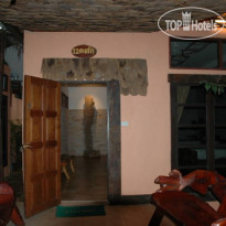 Mom Chailai Forest Retreat 