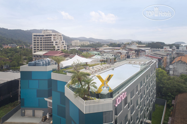 Фото JonoX Phuket Karon Hotel