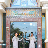Luxor Hotel