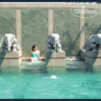 Majestic Suites 