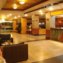 Summit Pavilion Hotel 