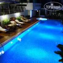 Mermaid Bangkok Hotel Бассейн