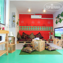 WH Hostel Гостиная