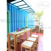 WH Hostel Терраса