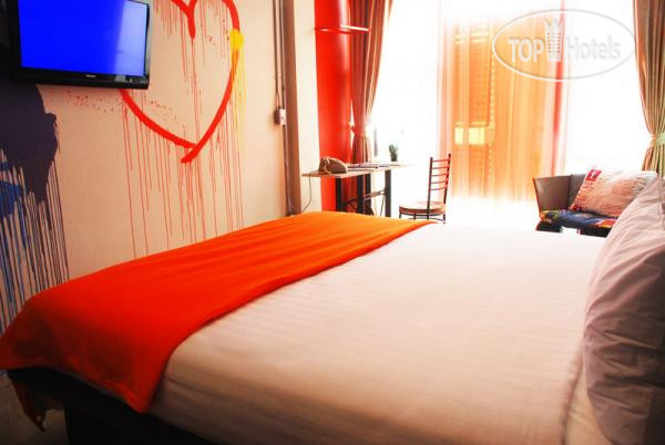 New photos from tourists Silom Art Hostel 2*