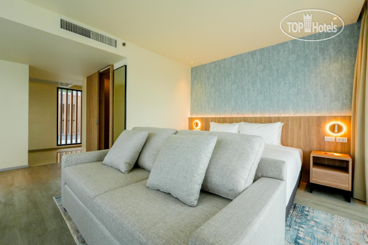 GLOW Bangkok Riverside