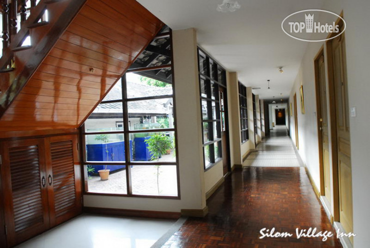 Фотографии отеля  Silom Village Inn 3*