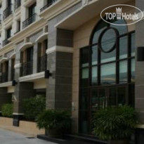 Thomson Residence 