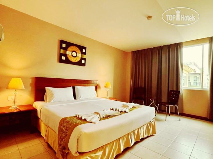 Crown Pattaya Beach