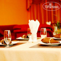 Romanasia Hotel Restaurant 
