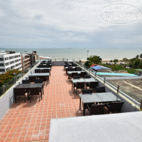 Golden Jomtien Beach Hotel 