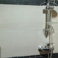 Ea-Sy Condotel