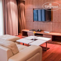 Nchantra Pool Suite