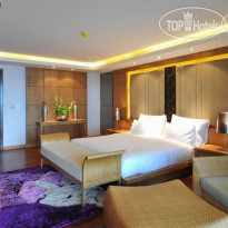 Nchantra Pool Suite