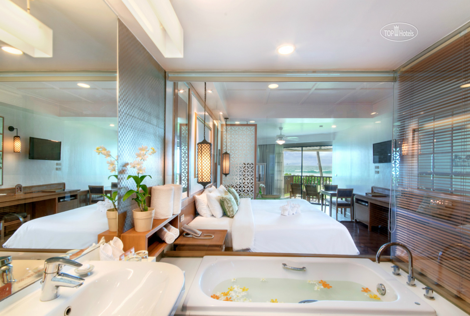 Katathani phuket beach resort 5 пхукет