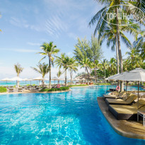 Katathani Phuket Beach Resort 