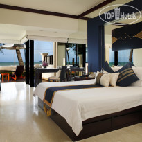 Dusit Thani Laguna Phuket Dusit Club Room located on the