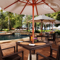 Dusit Thani Laguna Phuket Horizon Lounge is an open-air 