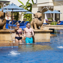 Holiday Inn Resort Phuket Villa Pool