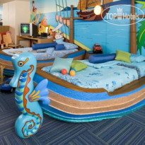 Holiday Inn Resort Phuket Family Suite: Kids' room