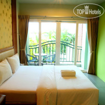Phuket Ecozy Hotel 