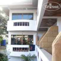 Waree's Guesthouse Отель