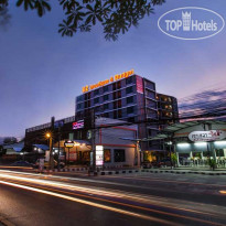 B2 Phuket Boutique & Budget Hotel Отель