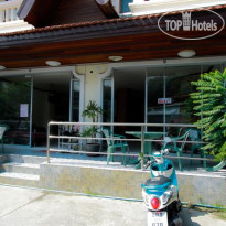 Phuket Holiday Hostel 