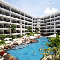 Deevana Plaza Phuket Hotel 