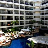 Deevana Plaza Phuket Hotel 