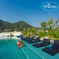 Oakwood Hotel Journeyhub Phuket 