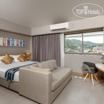 Oakwood Hotel Journeyhub Phuket 