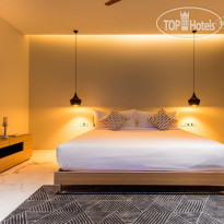 Glam Habitat Bedroom