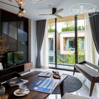 Glam Habitat In room living area
