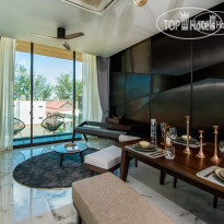 Glam Habitat In room living area