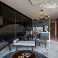 Glam Habitat In room living area