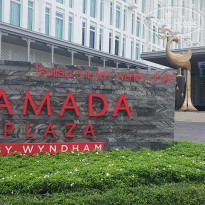 Ramada Plaza by Wyndham Chao Fah 