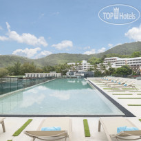 JonoX Phuket Karon Hotel Altitude Rooftop Pool