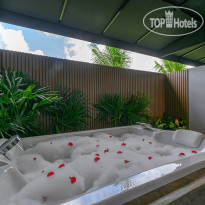 Tour De Phuket Hotel