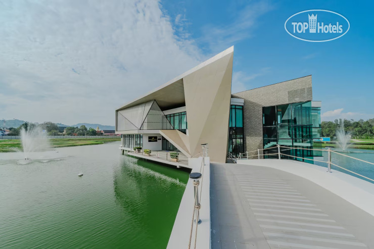 Hotelier's photos Wyndham Royal Lee Phuket 5*