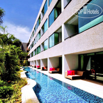 B-Lay Tong Phuket