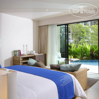 Le Meridien Phuket Mai Khao Beach Resort 